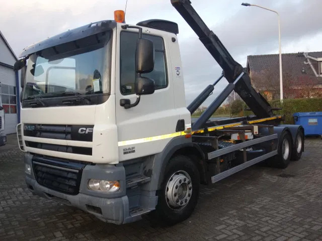 DAF 85.410 CF 6X4 STEEL SPRINGS MANUAL GEARBOX - Abrollkipper: das Bild 1 DAF 85.410 CF 6X4 STEEL SPRINGS MANUAL GEARBOX - Abrollkipper: das Bild 1