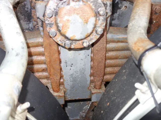 DAF 85.410 CF 6X4 STEEL SPRINGS MANUAL GEARBOX - Abrollkipper: das Bild 5 DAF 85.410 CF 6X4 STEEL SPRINGS MANUAL GEARBOX - Abrollkipper: das Bild 5