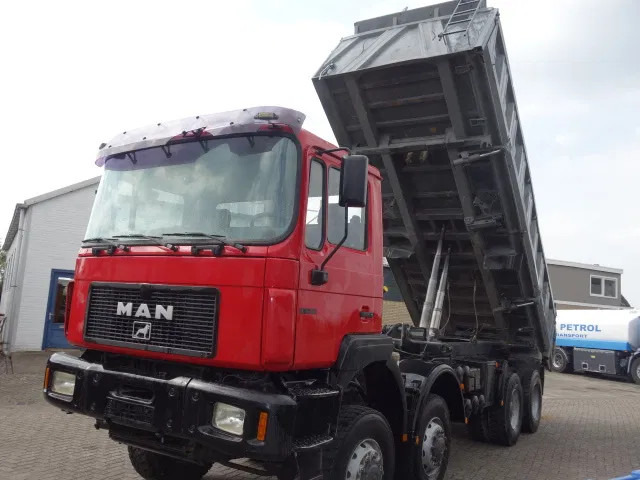 MAN 35-403 meiller kipper 8x6 - Kipper: das Bild 2 MAN 35-403 meiller kipper 8x6 - Kipper: das Bild 2