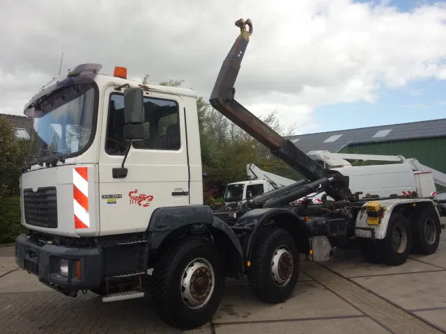 MAN 364 8x4 - Fahrgestell LKW: das Bild 3 MAN 364 8x4 - Fahrgestell LKW: das Bild 3