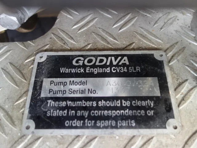 Feuerwehrfahrzeug MAN LE 250 godiva pump with holmatro set: das Bild 18
