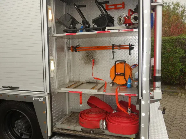 Mercedes-Benz 1325 godiva pump bomberos - Feuerwehrfahrzeug: das Bild 3 Mercedes-Benz 1325 godiva pump bomberos - Feuerwehrfahrzeug: das Bild 3