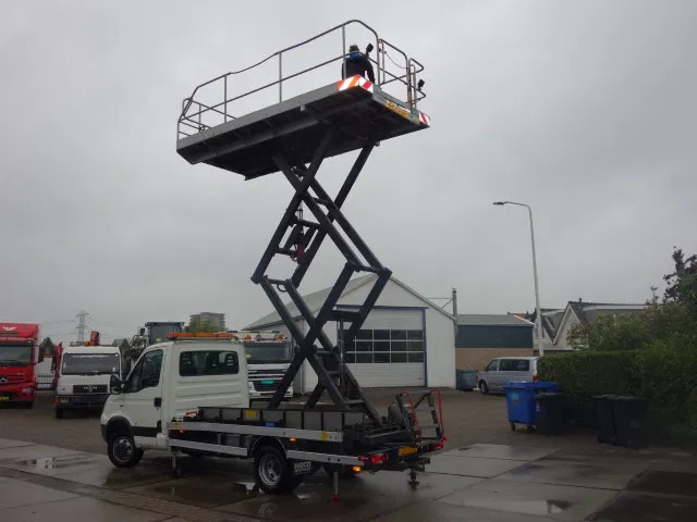 Iveco Daily 40C15 SKY WORKER PLATFORM - Transporter: das Bild 5 Iveco Daily 40C15 SKY WORKER PLATFORM - Transporter: das Bild 5