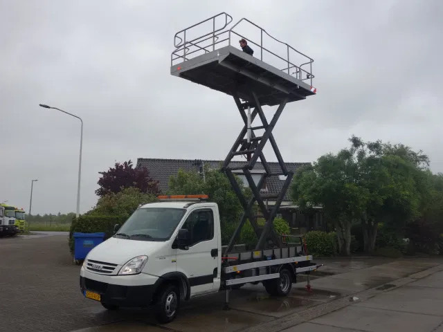 Iveco Daily 40C15 SKY WORKER PLATFORM - Transporter: das Bild 1 Iveco Daily 40C15 SKY WORKER PLATFORM - Transporter: das Bild 1