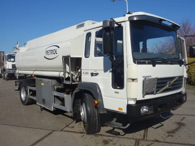 Volvo FL 240 220PK 12000 LITER STEELSPRINGS - Tankwagen: das Bild 1 Volvo FL 240 220PK 12000 LITER STEELSPRINGS - Tankwagen: das Bild 1