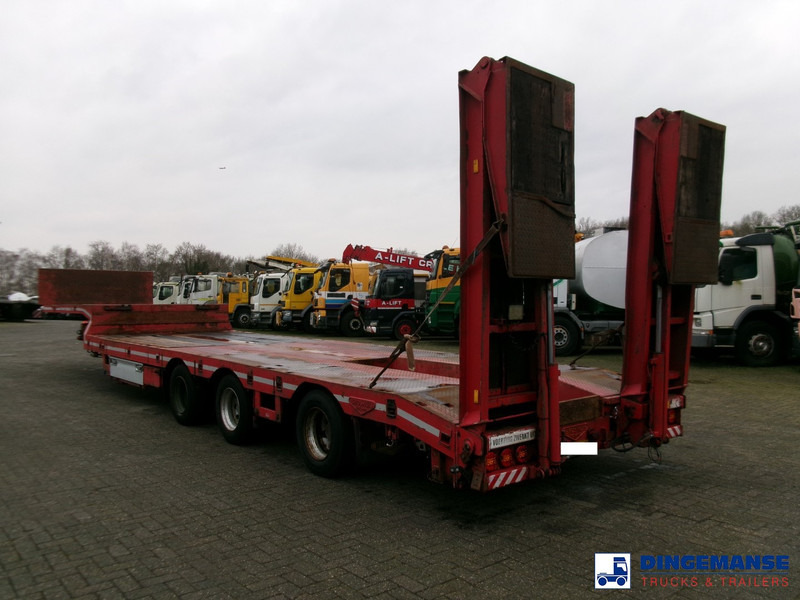 Broshuis 3-axle semi lowbed trailer 45t + ramps - DAMAGED - Tieflader Auflieger: das Bild 3 Broshuis 3-axle semi lowbed trailer 45t + ramps - DAMAGED - Tieflader Auflieger: das Bild 3