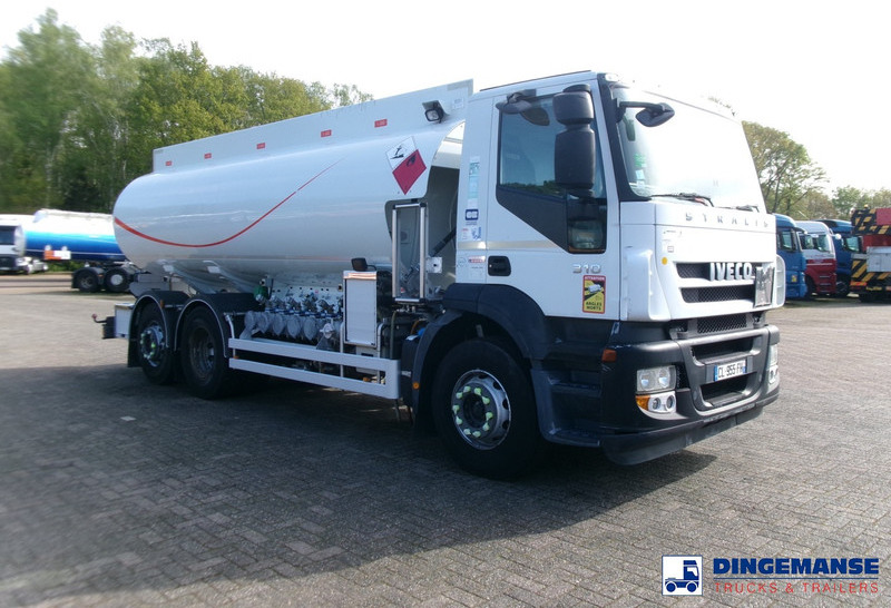 Iveco AD260S31Y 6X2 fuel tank 19 m3 / 5 comp / ADR 02-07-2024 - Tankwagen: das Bild 2 Iveco AD260S31Y 6X2 fuel tank 19 m3 / 5 comp / ADR 02-07-2024 - Tankwagen: das Bild 2