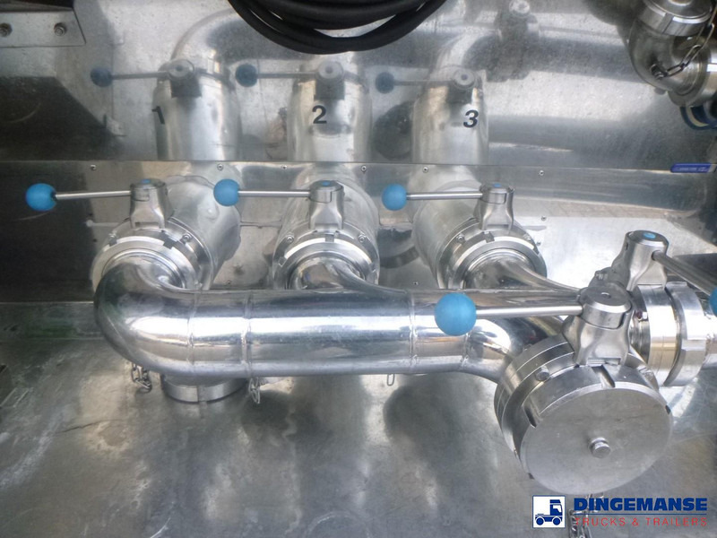 Tankauflieger LAG Food tank inox 32m3 / 3 comp + pump + steam heating + webasto: das Bild 6