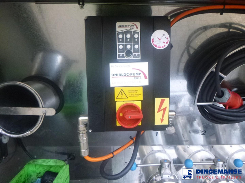 Tankauflieger LAG Food tank inox 32m3 / 3 comp + pump + steam heating + webasto: das Bild 10