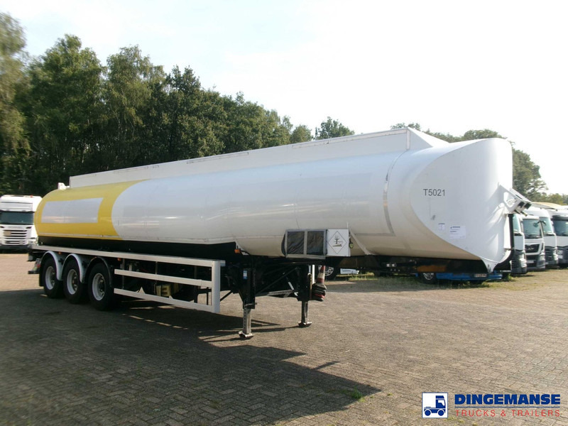 Lakeland Fuel tank alu 43 m3 / 6 comp - Tankauflieger: das Bild 2 Lakeland Fuel tank alu 43 m3 / 6 comp - Tankauflieger: das Bild 2