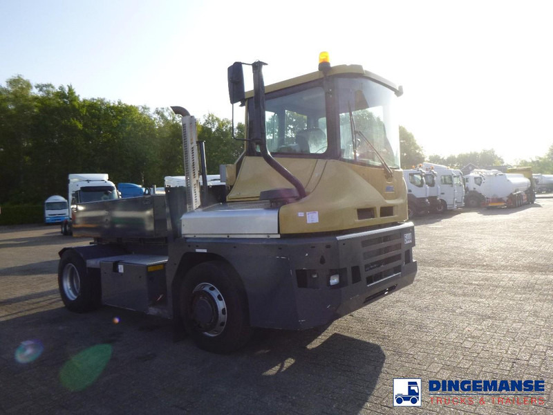 MOL RM 255 4X4 terminal drawbar tractor 150 ton - Terminaltraktor: das Bild 2 MOL RM 255 4X4 terminal drawbar tractor 150 ton - Terminaltraktor: das Bild 2