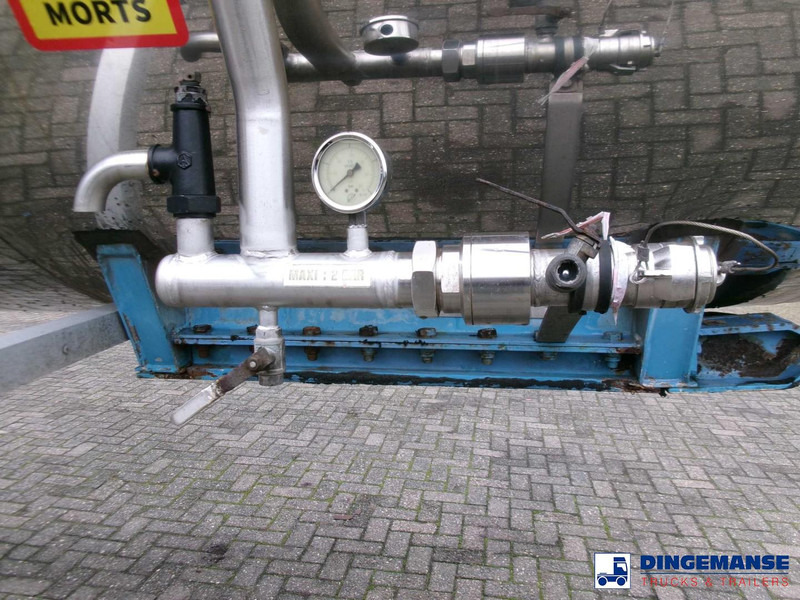 Magyar Chemical tank inox L4BH 33.5 m3 / 3 comp - Tankauflieger: das Bild 5 Magyar Chemical tank inox L4BH 33.5 m3 / 3 comp - Tankauflieger: das Bild 5