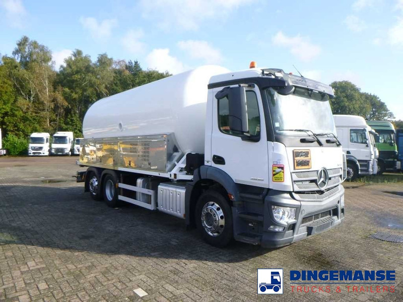 Mercedes-Benz Antos 2635 6x2 gas tank 28 m3 - Tankwagen: das Bild 2 Mercedes-Benz Antos 2635 6x2 gas tank 28 m3 - Tankwagen: das Bild 2