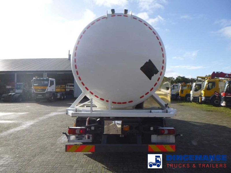 Mercedes-Benz Antos 2635 6x2 gas tank 28 m3 - Tankwagen: das Bild 5 Mercedes-Benz Antos 2635 6x2 gas tank 28 m3 - Tankwagen: das Bild 5