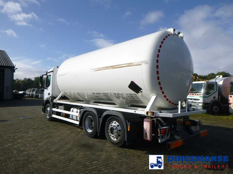 Mercedes-Benz Antos 2635 6x2 gas tank 28 m3 - Tankwagen: das Bild 3 Mercedes-Benz Antos 2635 6x2 gas tank 28 m3 - Tankwagen: das Bild 3