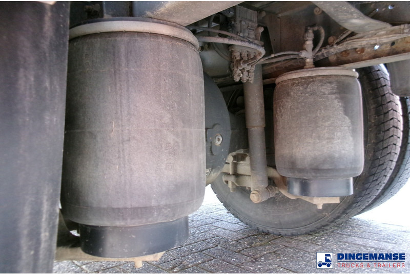 Renault Premium 300 4x2 fuel tank 14.2 m3 / 4 comp - Tankwagen: das Bild 5 Renault Premium 300 4x2 fuel tank 14.2 m3 / 4 comp - Tankwagen: das Bild 5