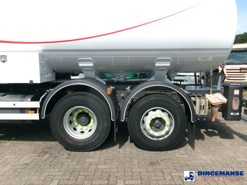 Renault Premium 310 dxi 6x2 fuel tank 18.5 m3 / 5 comp / ADR 16/08/2024 - Tankwagen: das Bild 5 Renault Premium 310 dxi 6x2 fuel tank 18.5 m3 / 5 comp / ADR 16/08/2024 - Tankwagen: das Bild 5
