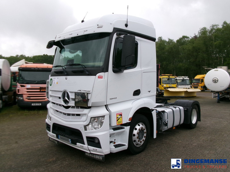 Mercedes-Benz Actros 1843 4x2 Euro 6 + ADR - Sattelzugmaschine: das Bild 1 Mercedes-Benz Actros 1843 4x2 Euro 6 + ADR - Sattelzugmaschine: das Bild 1