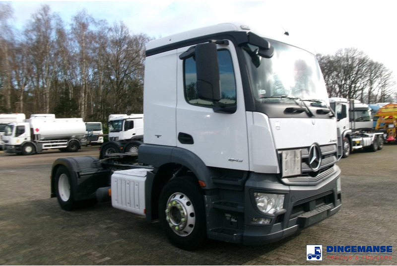 Mercedes-Benz Actros 1843 4x2 Euro 6 / ADR + PTO - Sattelzugmaschine: das Bild 2 Mercedes-Benz Actros 1843 4x2 Euro 6 / ADR + PTO - Sattelzugmaschine: das Bild 2