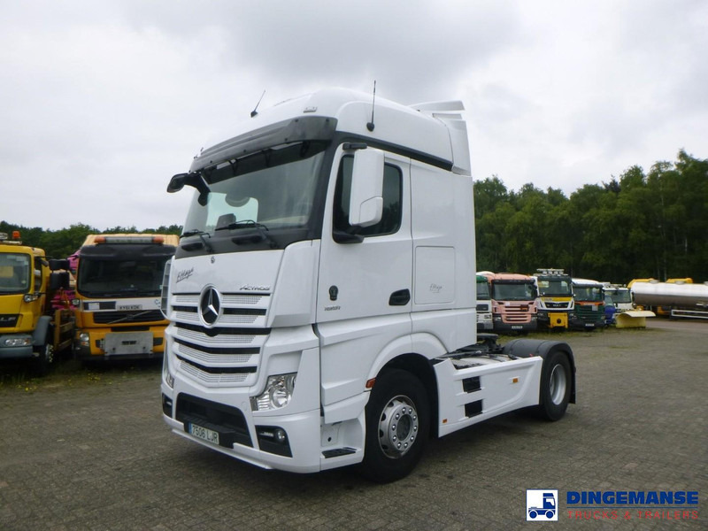 Mercedes-Benz Actros 1851 4x2 Euro 6 + Retarder - Sattelzugmaschine: das Bild 1 Mercedes-Benz Actros 1851 4x2 Euro 6 + Retarder - Sattelzugmaschine: das Bild 1