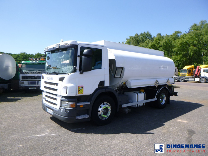 Scania P 270 DB 4x2 fuel tank 14 m3 / 3 comp - Tankwagen: das Bild 1 Scania P 270 DB 4x2 fuel tank 14 m3 / 3 comp - Tankwagen: das Bild 1