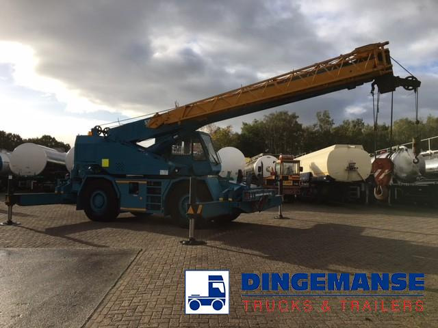 Tadano-Faun TR300 EX 4x4x4 All-terrain crane - Mobilkran: das Bild 2 Tadano-Faun TR300 EX 4x4x4 All-terrain crane - Mobilkran: das Bild 2