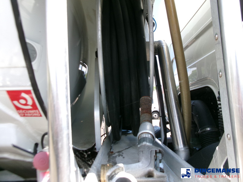 Volvo FE 260 4x2 dxi fuel tank 13.3 m3 / 4 comp / ADR 21-06-2024 – Leasing Volvo FE 260 4x2 dxi fuel tank 13.3 m3 / 4 comp / ADR 21-06-2024: das Bild 11