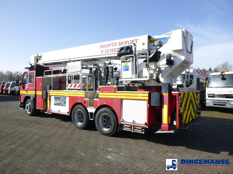 Volvo FM12 6x4 RHD Bronto Skylift F32HDT Angloco fire truck - Feuerwehrfahrzeug: das Bild 3 Volvo FM12 6x4 RHD Bronto Skylift F32HDT Angloco fire truck - Feuerwehrfahrzeug: das Bild 3