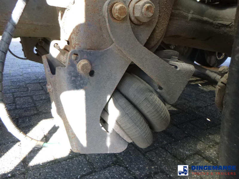 Tankauflieger WHALE Vacuum tank inox 29 m3 / 1 comp + engine: das Bild 7