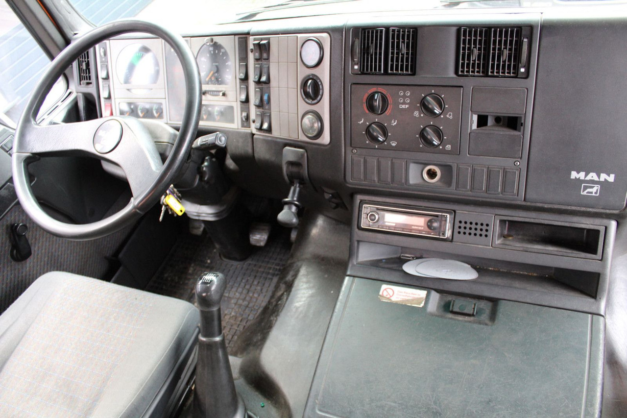 Saug-/ Spülfahrzeug MAN FE 32.410 A 8x2 Assmann 17m³ HD-Spül-KOMBI V2A: das Bild 15 Saug-/ Spülfahrzeug MAN FE 32.410 A 8x2 Assmann 17m³ HD-Spül-KOMBI V2A: das Bild 15