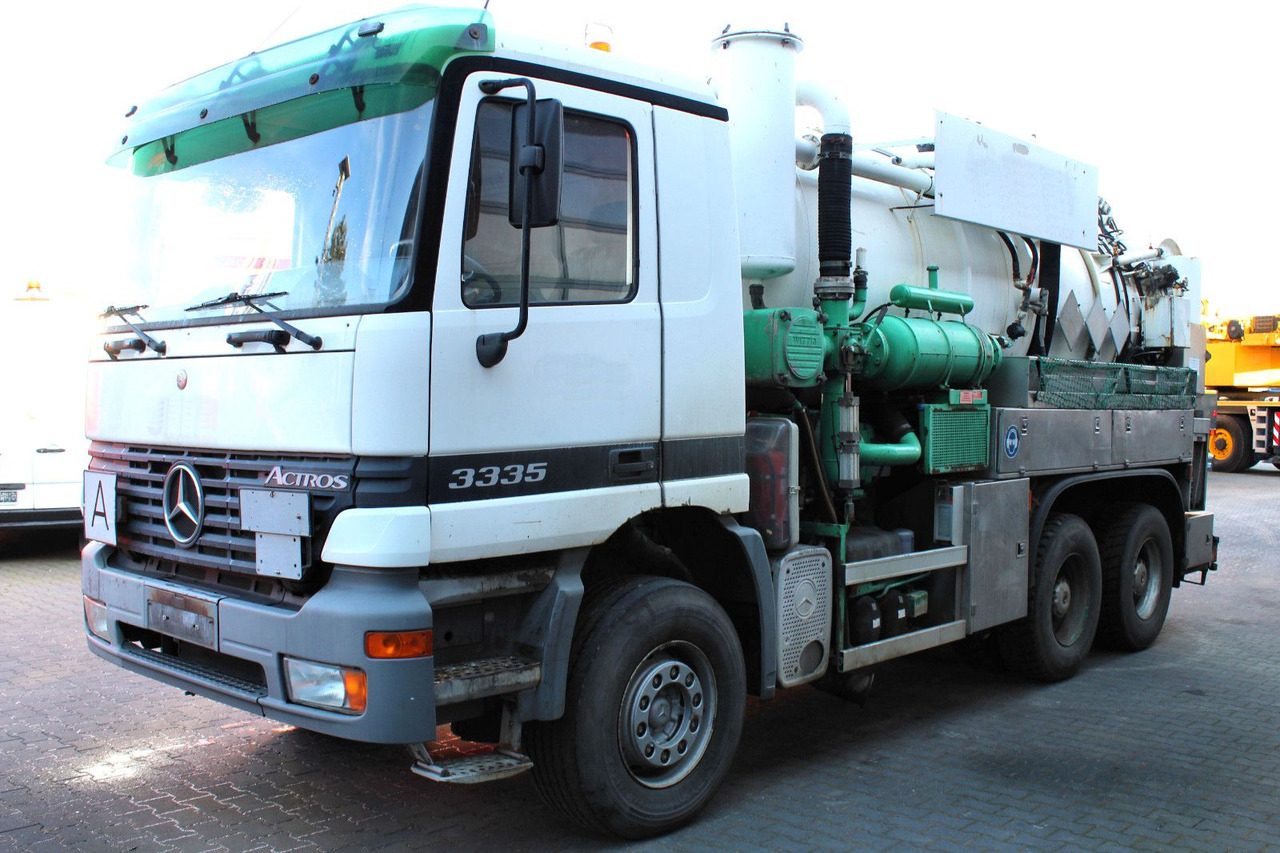 Mercedes-Benz Actros 3335 6x4 Kroll 13m³ HD-Kombi ADR/GGVS V2A - Saug-/ Spülfahrzeug: das Bild 4 Mercedes-Benz Actros 3335 6x4 Kroll 13m³ HD-Kombi ADR/GGVS V2A - Saug-/ Spülfahrzeug: das Bild 4