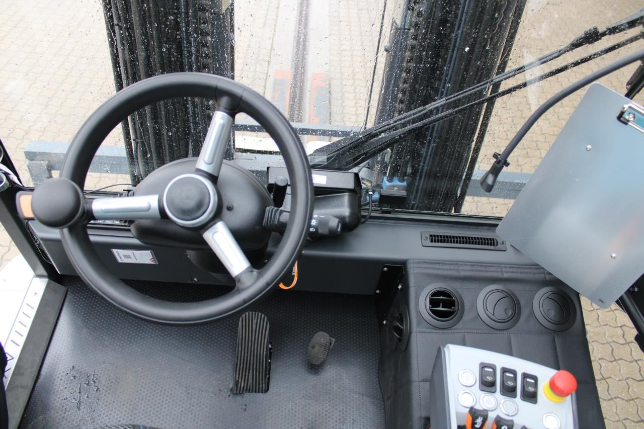 Carer A80-900X - Elektrostapler: das Bild 4 Carer A80-900X - Elektrostapler: das Bild 4