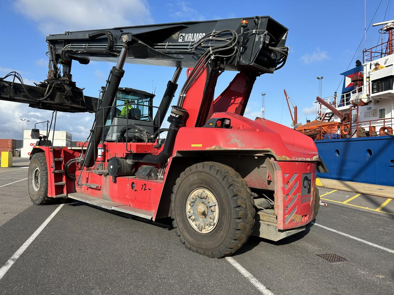 Kalmar DRG450-65S5 - Reach stacker: das Bild 3 Kalmar DRG450-65S5 - Reach stacker: das Bild 3
