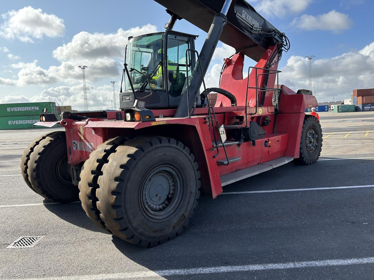 Kalmar DRG450-65S5 - Reach stacker: das Bild 2 Kalmar DRG450-65S5 - Reach stacker: das Bild 2