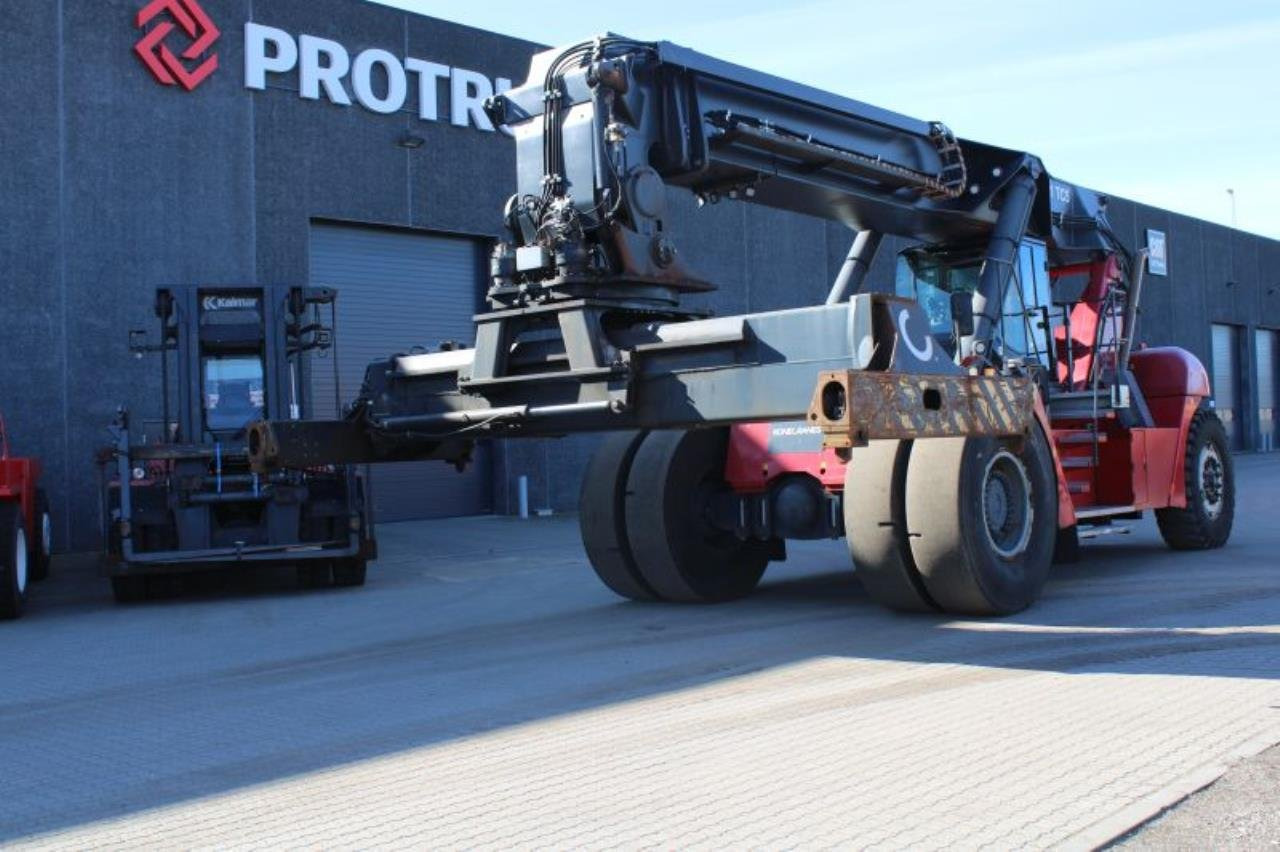 SMV KONECRANES 4531 - Reach stacker: das Bild 2 SMV KONECRANES 4531 - Reach stacker: das Bild 2