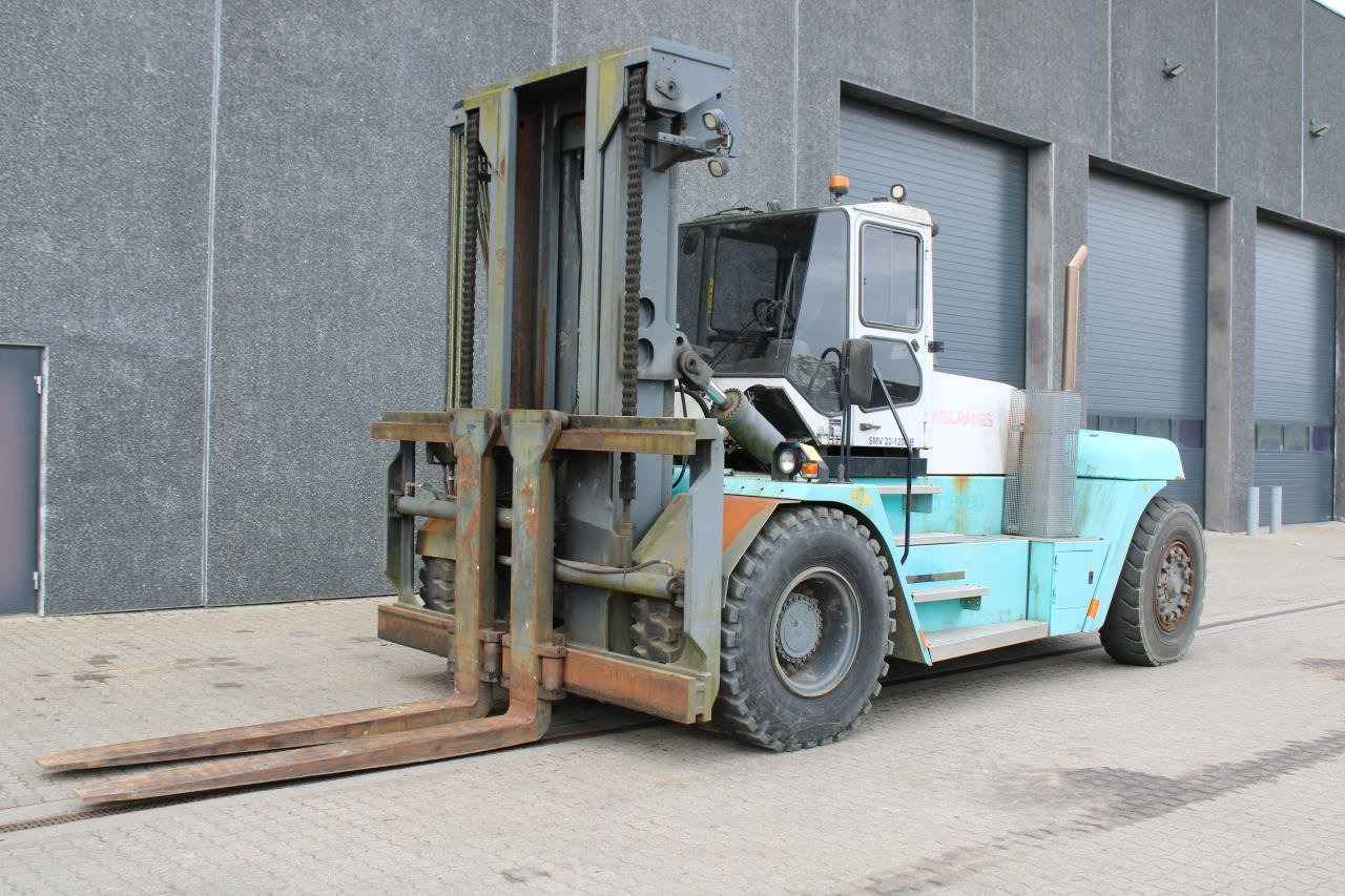 SMV SL 22-1200 - Dieselstapler: das Bild 2 SMV SL 22-1200 - Dieselstapler: das Bild 2