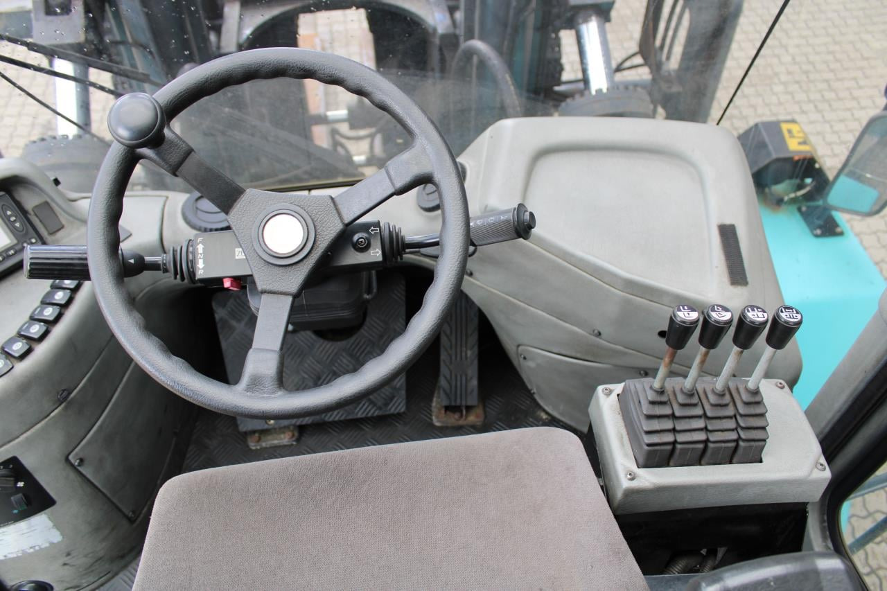 SMV SL25-1200B - Dieselstapler: das Bild 4 SMV SL25-1200B - Dieselstapler: das Bild 4