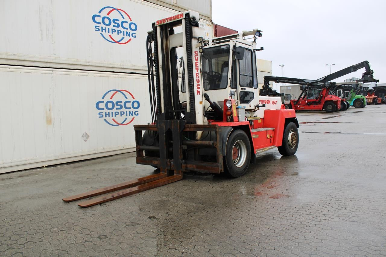 SveTruck 1560 - Dieselstapler: das Bild 2 SveTruck 1560 - Dieselstapler: das Bild 2