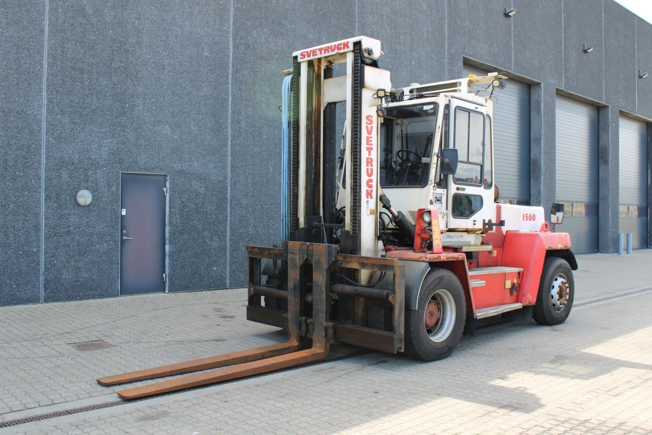 SveTruck 1560 - Dieselstapler: das Bild 2 SveTruck 1560 - Dieselstapler: das Bild 2