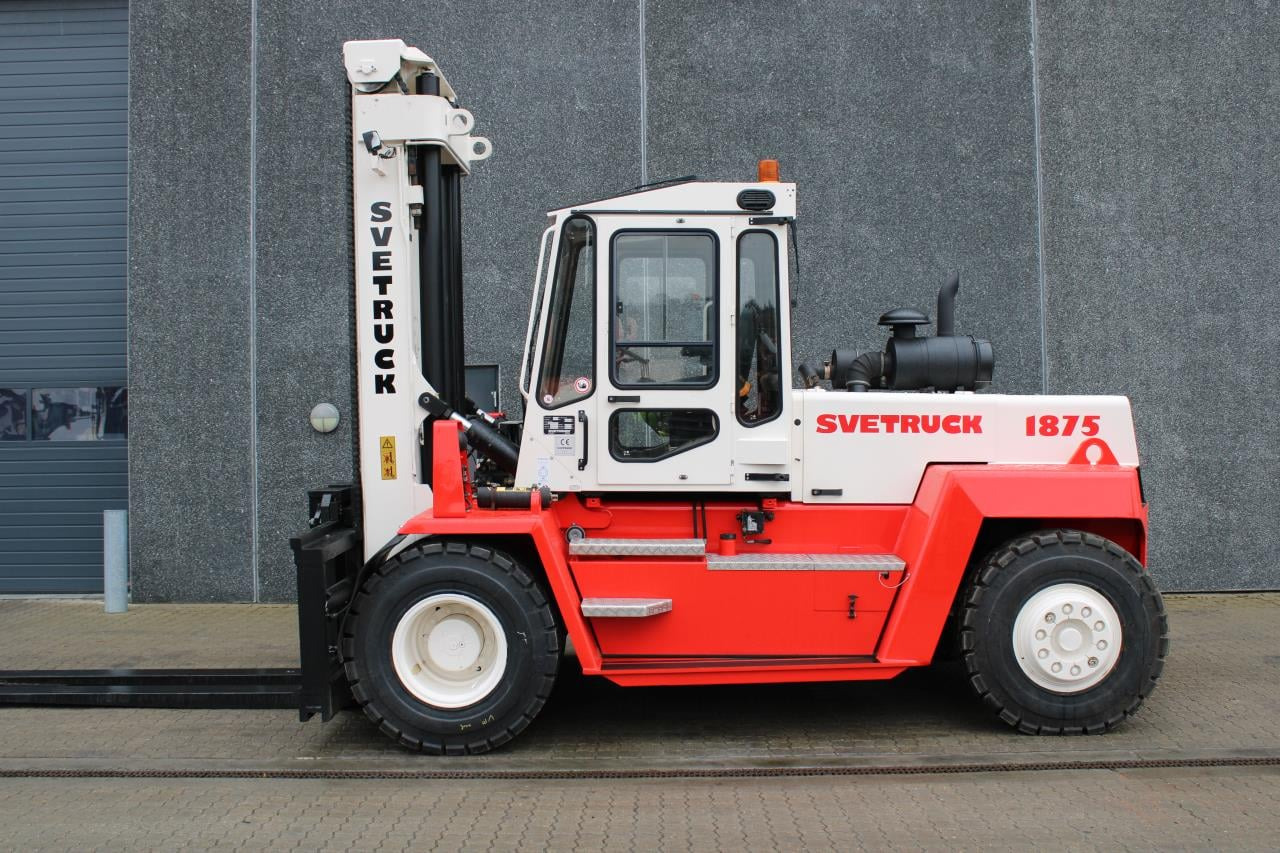 SveTruck 1875-33 - Dieselstapler: das Bild 1 SveTruck 1875-33 - Dieselstapler: das Bild 1