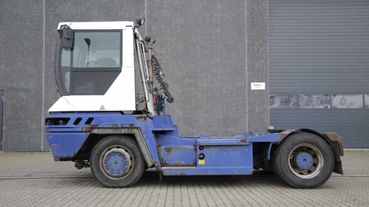 Terberg RT222 - Terminaltraktor: das Bild 1 Terberg RT222 - Terminaltraktor: das Bild 1