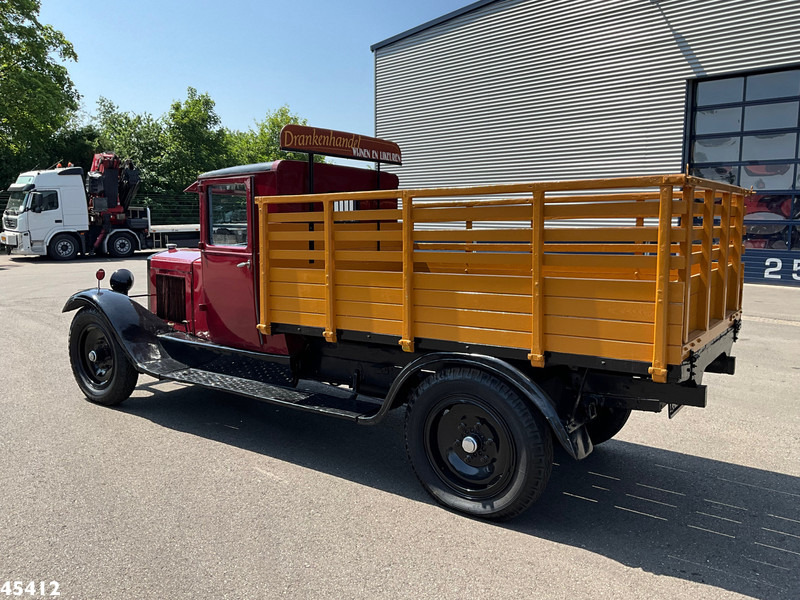 BERLIET V.H.A Oldtimer met open laadbak - Pritsche LKW: das Bild 4 BERLIET V.H.A Oldtimer met open laadbak - Pritsche LKW: das Bild 4