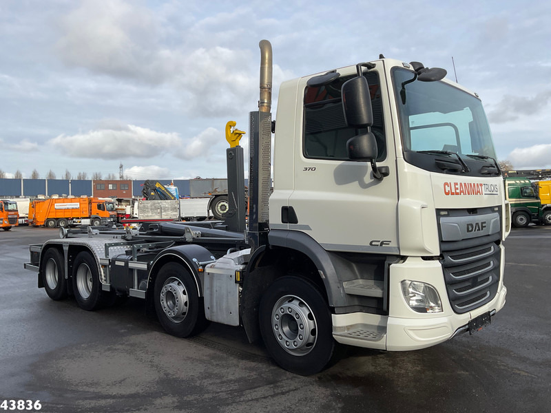 DAF FAC CF 370 8x2 NIEUWE Hyvalift 26 Ton haakarmsysteem!! Just 177.485 km! - Abrollkipper: das Bild 3 DAF FAC CF 370 8x2 NIEUWE Hyvalift 26 Ton haakarmsysteem!! Just 177.485 km! - Abrollkipper: das Bild 3