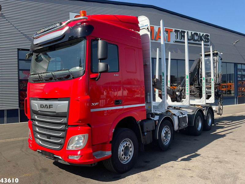 DAF FAD XF 530 8x4 Holzkran - Autokran: das Bild 3 DAF FAD XF 530 8x4 Holzkran - Autokran: das Bild 3