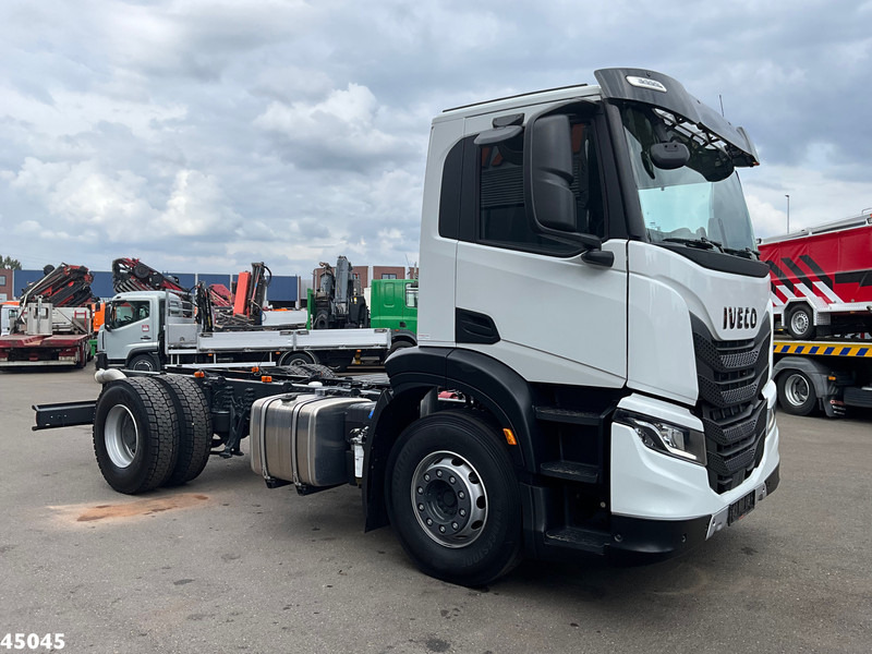 Iveco Stralis AD200X36 Huisvuilwagen Chassis NEW & UNUSED! - Fahrgestell LKW: das Bild 2 Iveco Stralis AD200X36 Huisvuilwagen Chassis NEW & UNUSED! - Fahrgestell LKW: das Bild 2