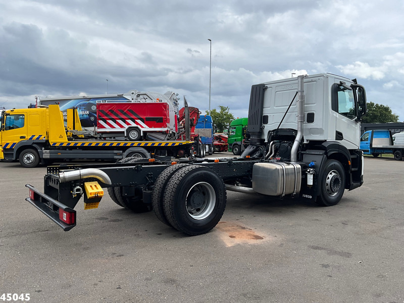 Iveco Stralis AD200X36 Huisvuilwagen Chassis NEW & UNUSED! - Fahrgestell LKW: das Bild 4 Iveco Stralis AD200X36 Huisvuilwagen Chassis NEW & UNUSED! - Fahrgestell LKW: das Bild 4