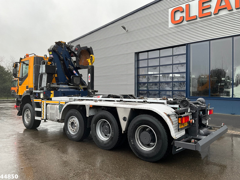 Iveco Trakker AD380T41W 8x6 Euro 6 HMF 19 Tonmeter Z-kraan - Abrollkipper, Autokran: das Bild 2 Iveco Trakker AD380T41W 8x6 Euro 6 HMF 19 Tonmeter Z-kraan - Abrollkipper, Autokran: das Bild 2