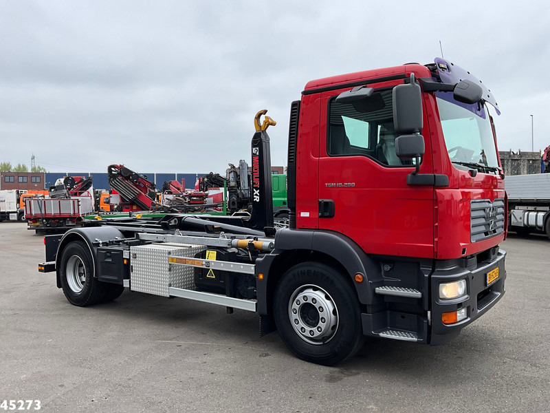 MAN TGM 18.280 Multilift 21 Ton haakarmsysteem Just 25.790 km! - Abrollkipper: das Bild 3 MAN TGM 18.280 Multilift 21 Ton haakarmsysteem Just 25.790 km! - Abrollkipper: das Bild 3
