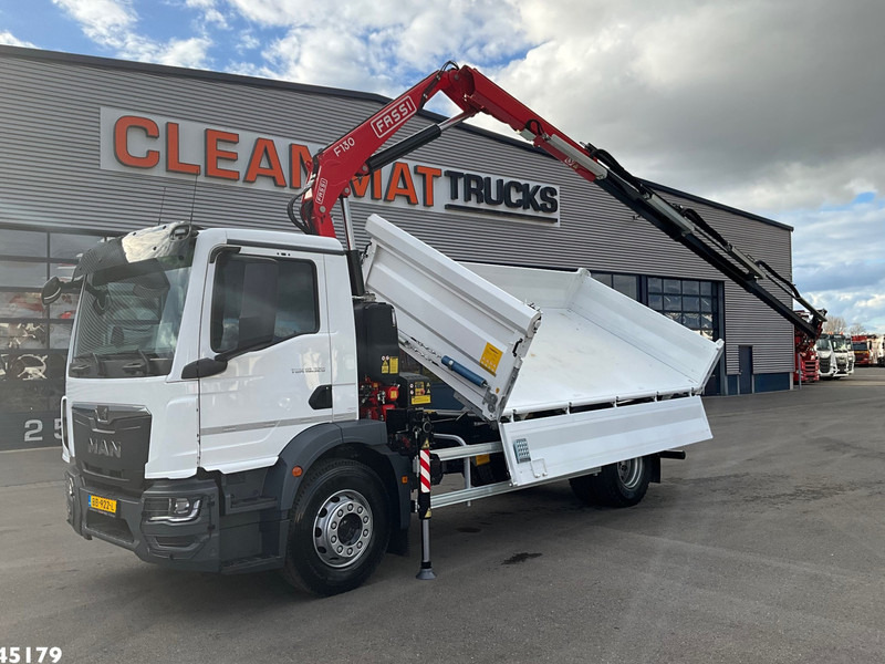 MAN TGM 18.320 Euro 6 Fassi 13 Tonmeter laadkraan NEW AND UNUSED! - Kipper, Autokran: das Bild 2 MAN TGM 18.320 Euro 6 Fassi 13 Tonmeter laadkraan NEW AND UNUSED! - Kipper, Autokran: das Bild 2