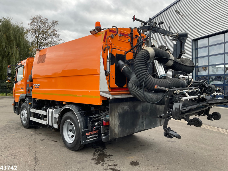 Mercedes-Benz ATEGO 1523 Faun VIAJET 6 R/HS Wegdekreiniger Just 14.776 km! - Kehrmaschine: das Bild 4 Mercedes-Benz ATEGO 1523 Faun VIAJET 6 R/HS Wegdekreiniger Just 14.776 km! - Kehrmaschine: das Bild 4